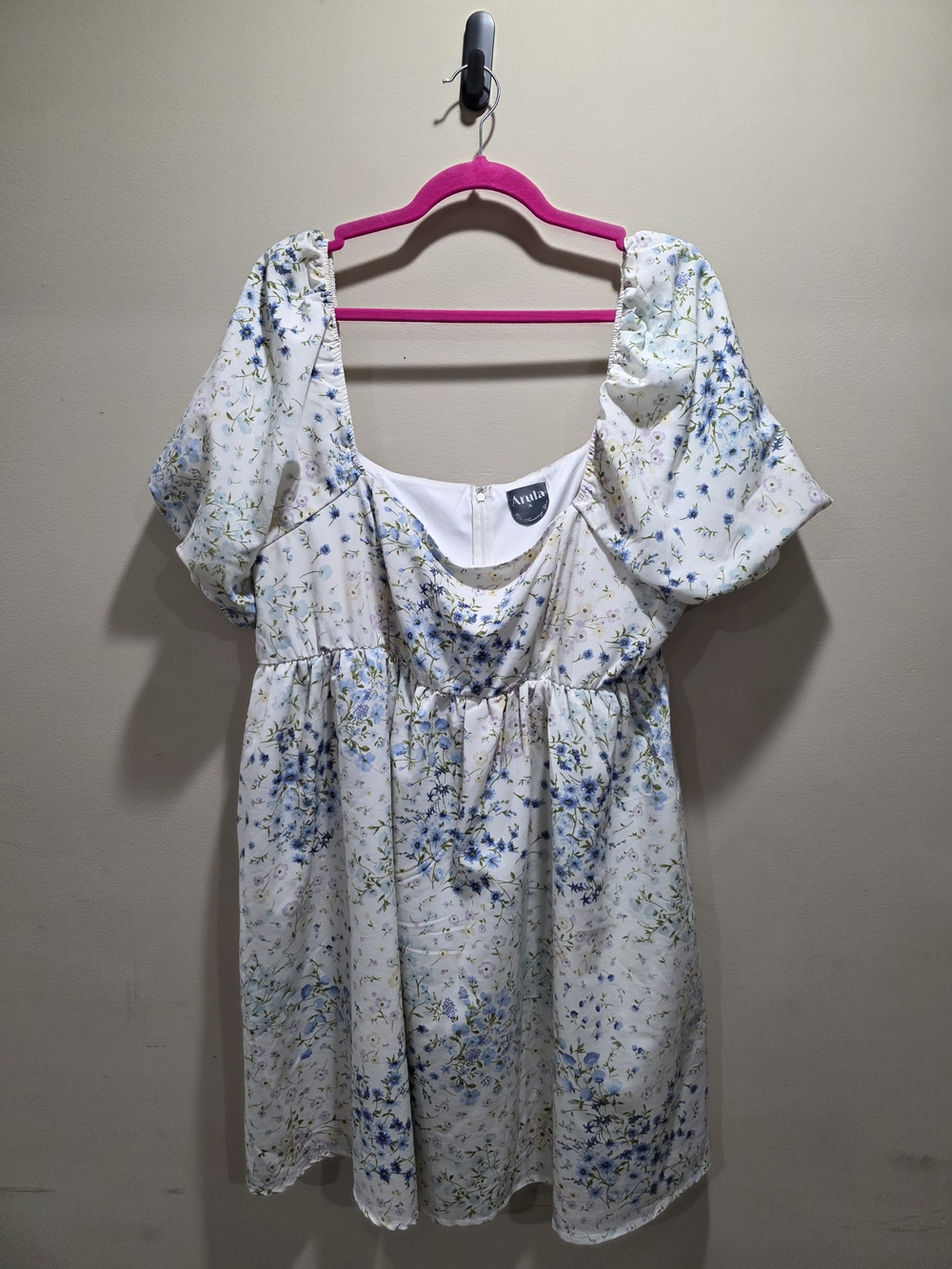ARULA White Floral Puff-Sleeve Dress